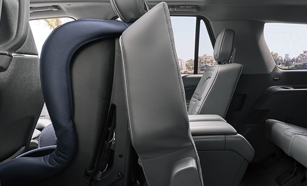 林肯领航员老款升级新款内饰,林肯领航员极致灰