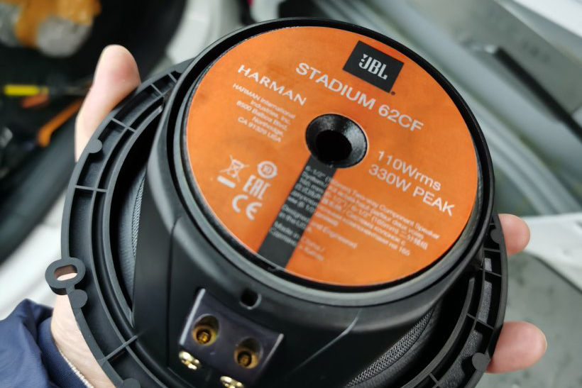 奔驰a级汽车音响调节最佳效果,奔驰a级改装amg声浪