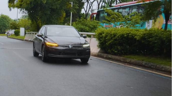 新款高尔夫和新款飞度,1.5手动飞度和1.4t手动高尔夫