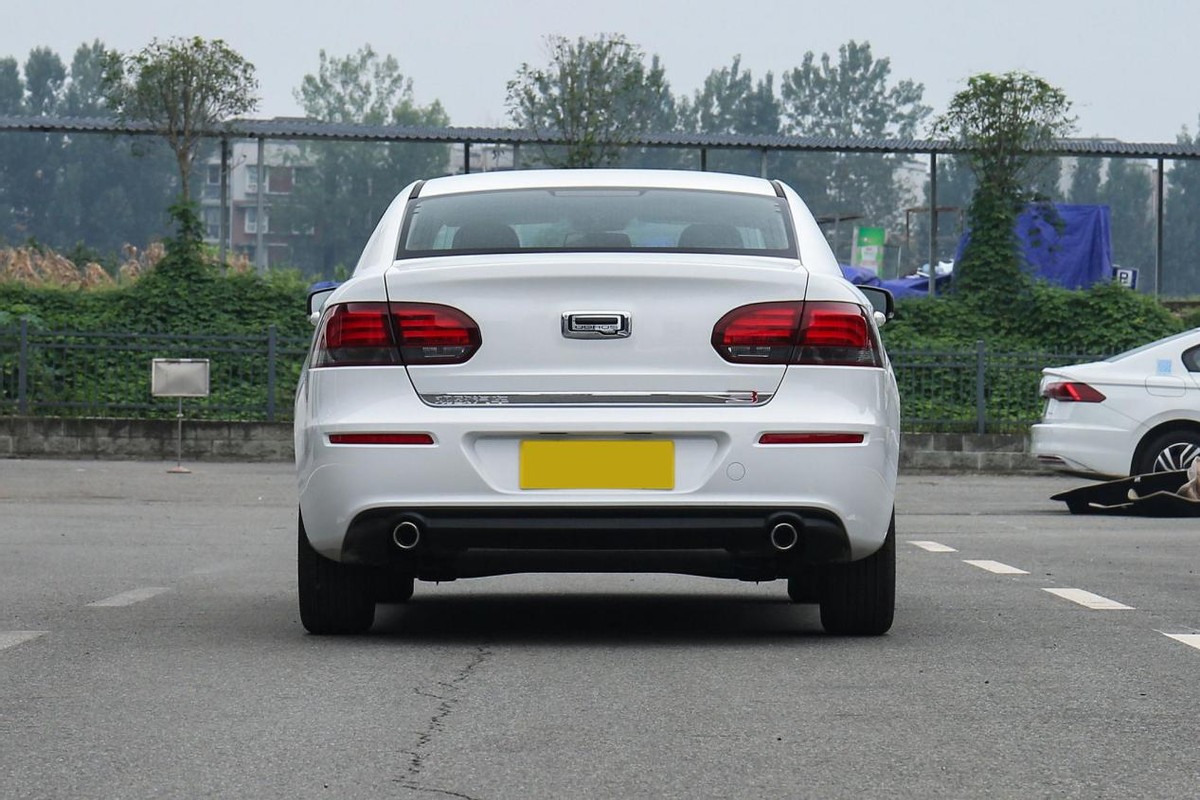 联动云观致3油耗一公里多少钱,好开且油耗低的车