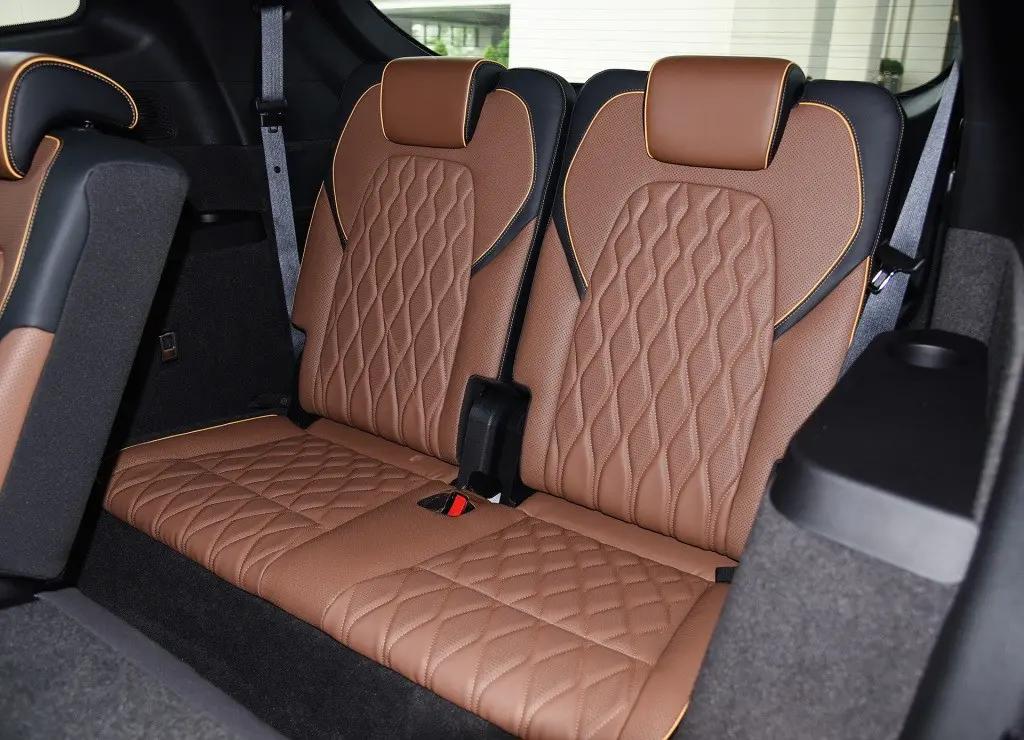 新款比亚迪唐ev七座版,顶配唐ev可以选择7座吗