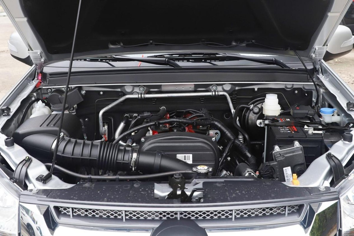 3年的长城皮卡风骏5还能值多少钱,风骏5皮卡1.5t和2.4哪个值得买