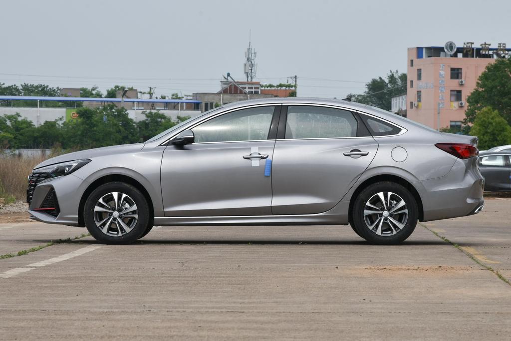 2018款高能版逸动,2019款逸动1.6l手动高能版争锋行