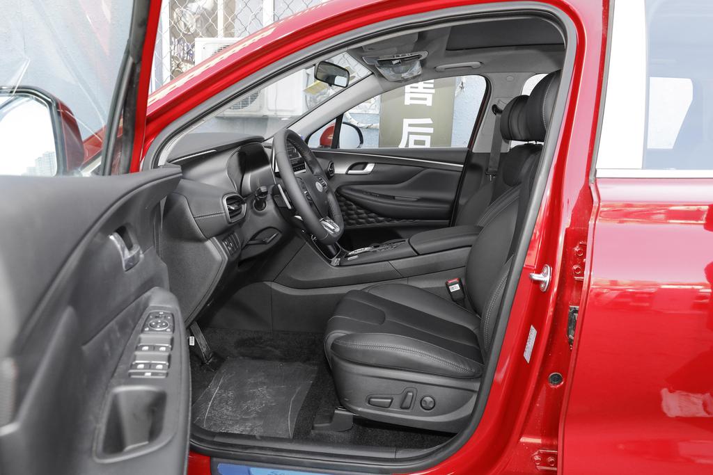 23款胜达值得购买的配置,胜达两驱18.58万