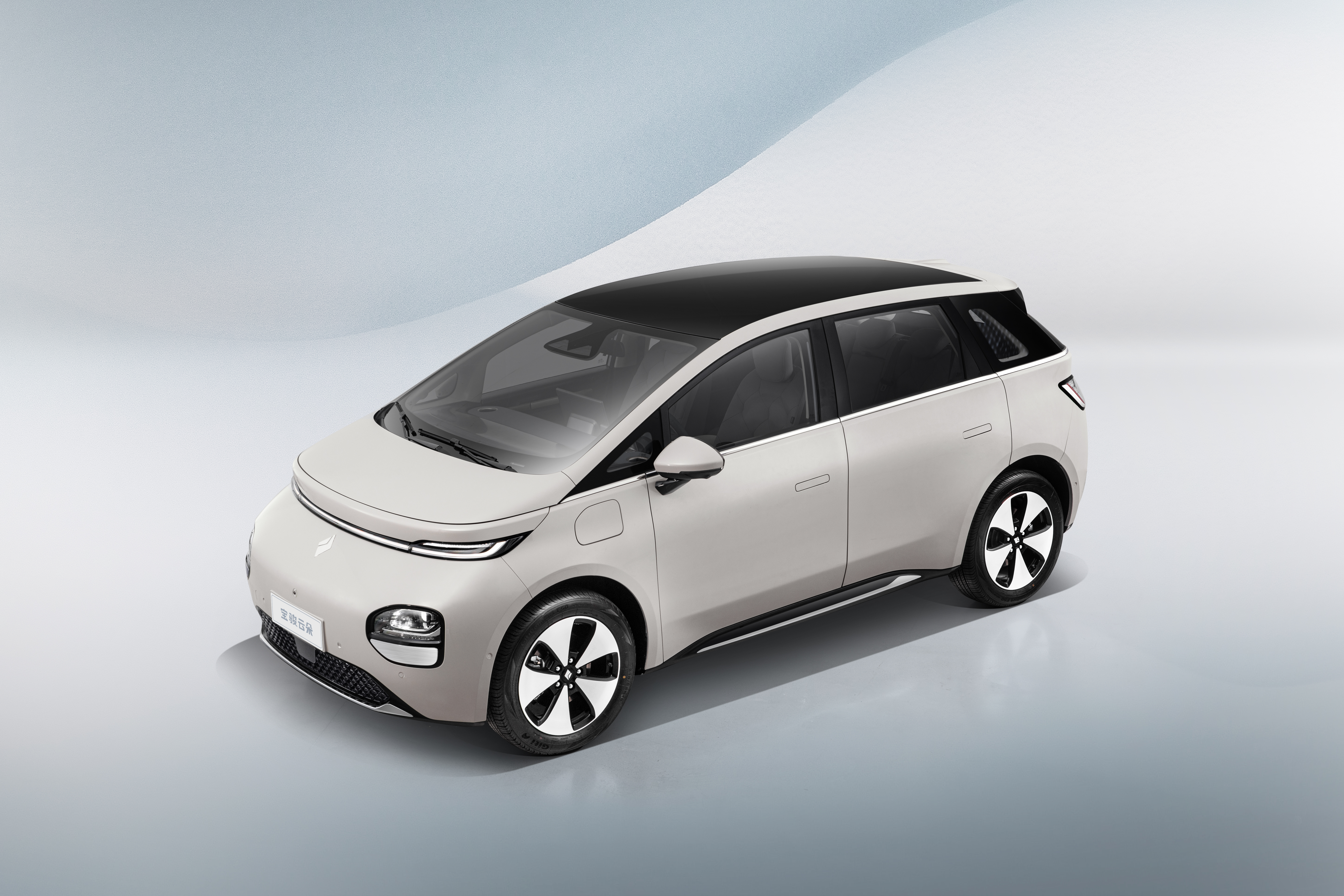 宝骏推出全新车型云朵,宝骏全新车型云朵