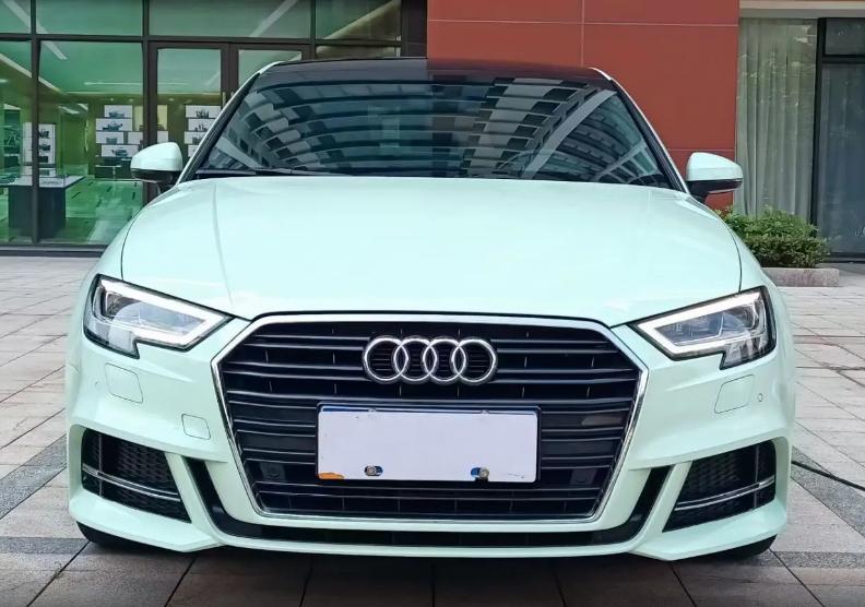 二手奥迪A3红色,22款奥迪a3时尚动感提车