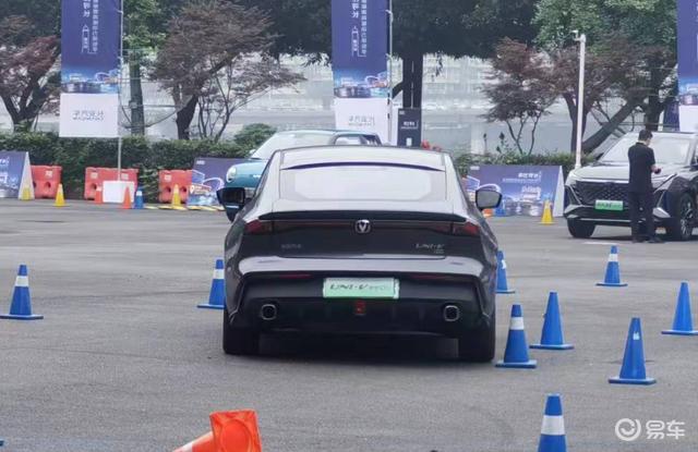 uni-v智电idd真实测评,uni-v智电idd高速实测