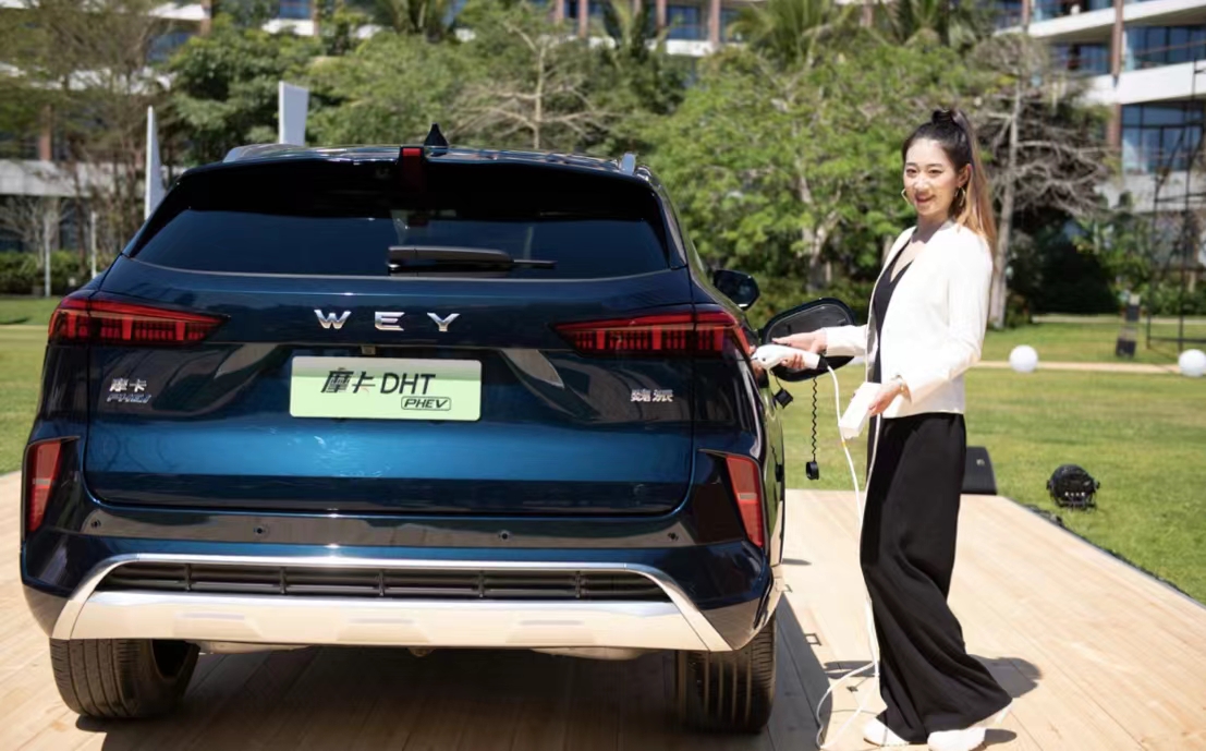 用充电器给汽车电池充电正确方法,汽车应急启动电源充电正确方法