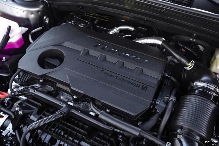 本田hrv和起亚狮铂拓界哪个好,起亚狮铂拓界混动最高车速160