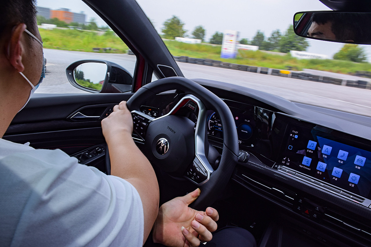 第八代高尔夫gti测评,最新第八代高尔夫gti