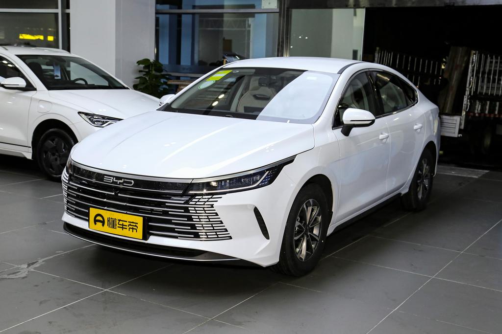 驱逐舰05冠军版分期购买详细费用,驱逐舰05订车礼包