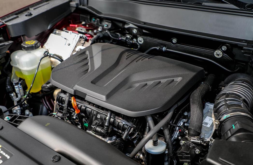 哈弗h6新款2022款第四代混动版,哈弗h6该买哪一款省油动力好