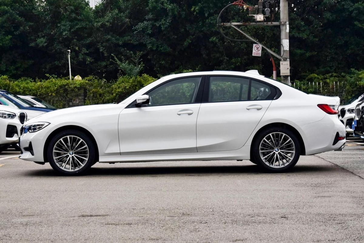 3系320li长轴曜夜试驾感受,3系320li运动套装真实成交价