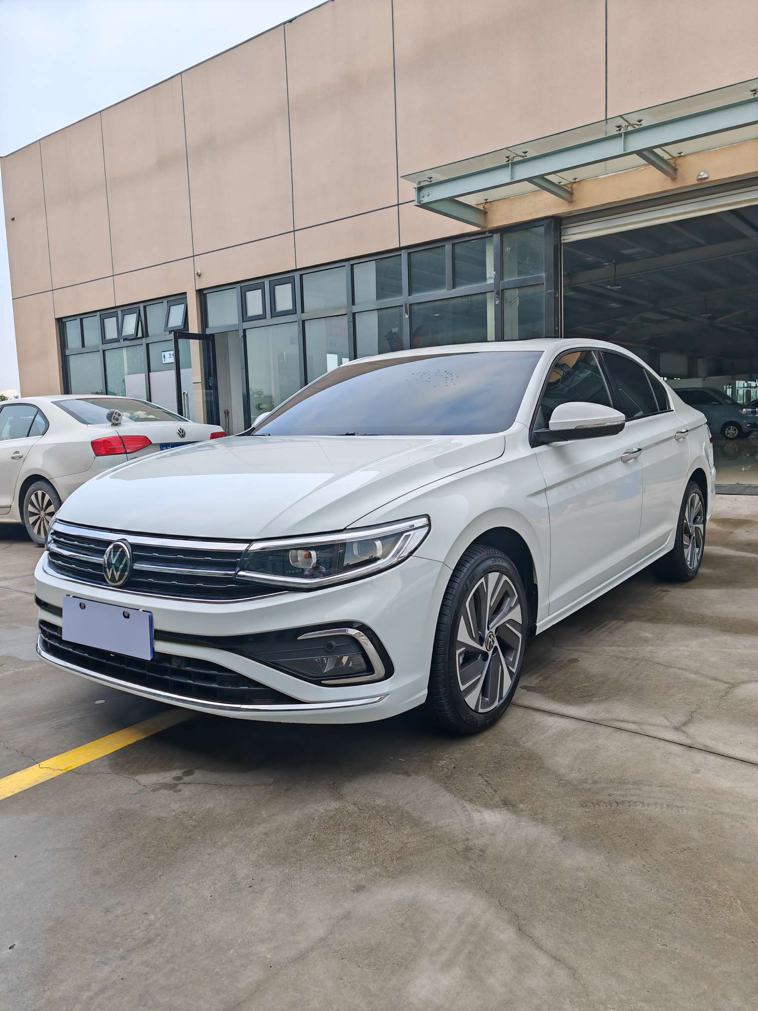 五六万左右能买哪一年的宝来,五六年车龄的宝来值得买吗