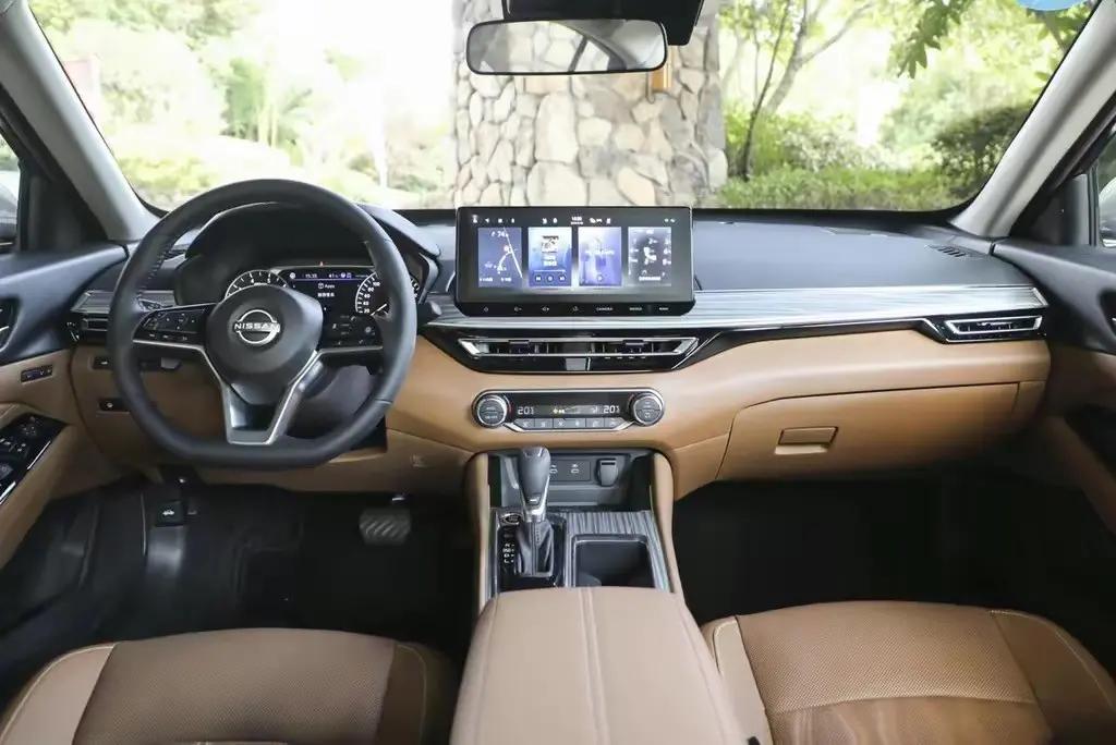 车长超4米9的纯电轿车,车长近4.8米配2.0t售20万