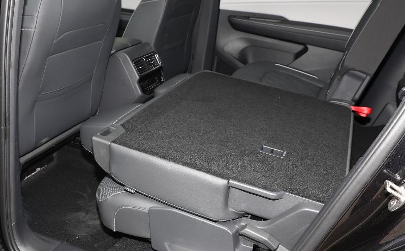 全新超感内饰,新内饰更科技