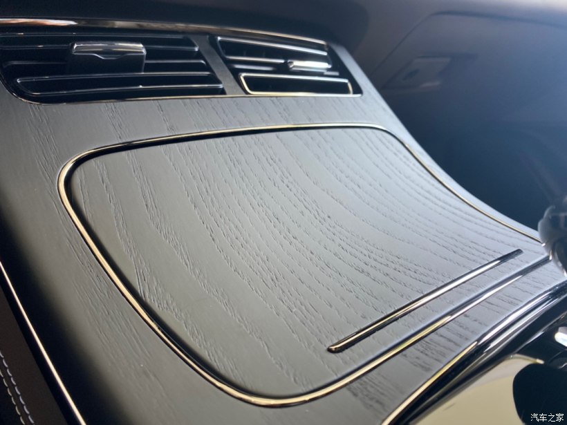 比亚迪汉白是珍珠白,比亚迪汉冰川蓝和白色