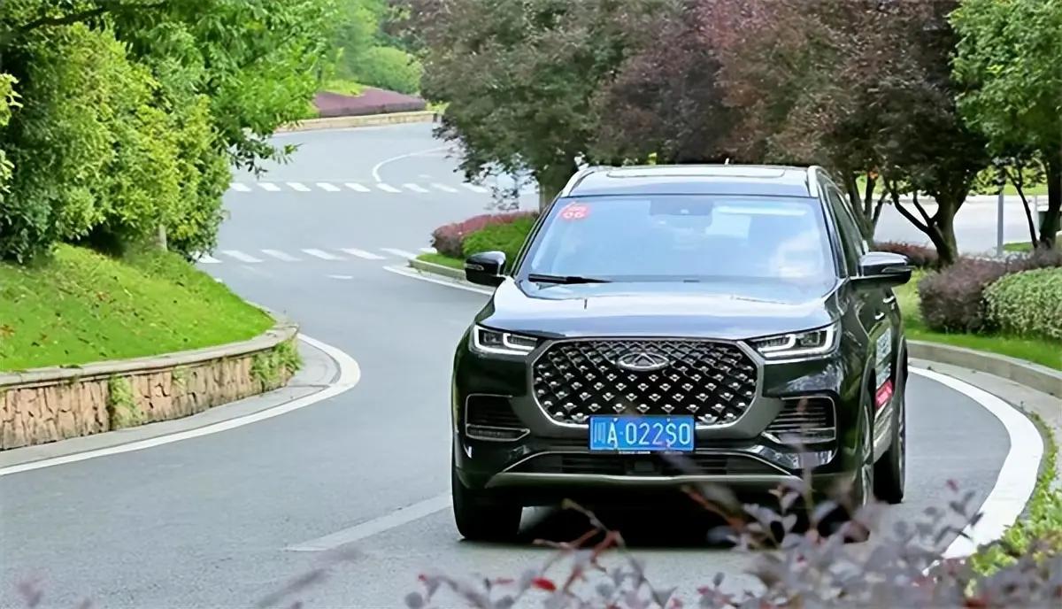 奇瑞瑞虎8plusphev插电混动售价,奇瑞瑞虎8plus2.0t四驱落地价