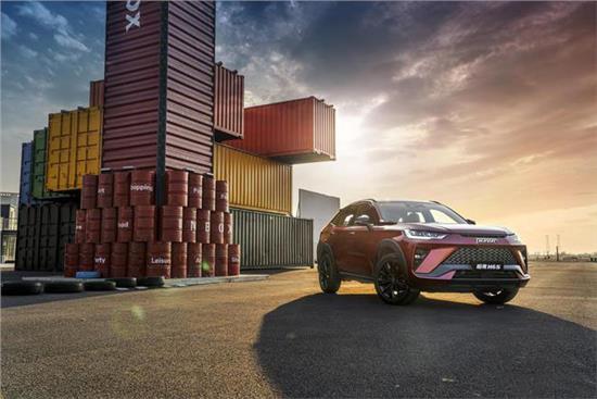 全新轿跑suv哈弗h6s了解下,哈弗h6自动挡价格1.5t高配2021款