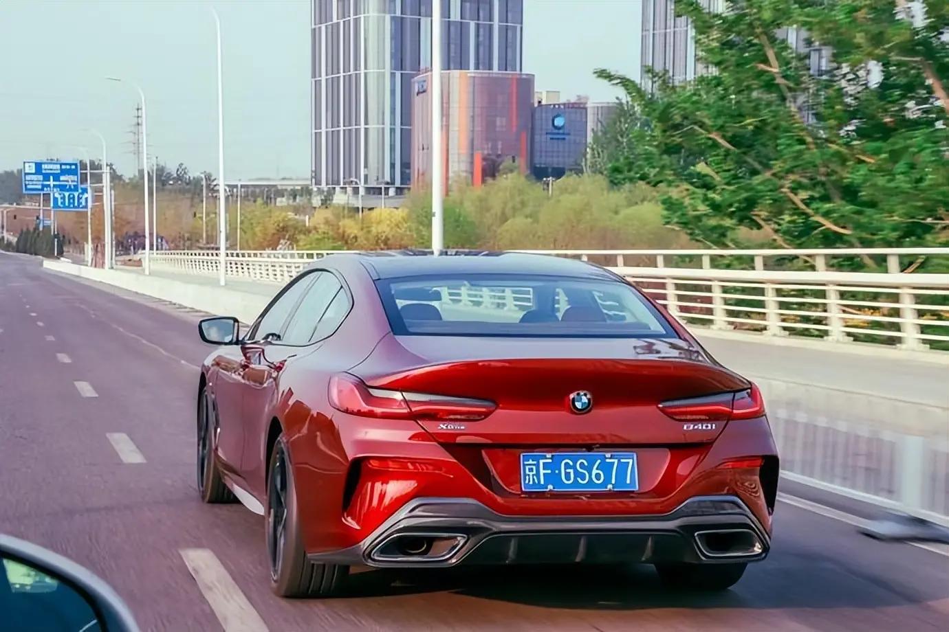 人生第一台轿跑全新宝马840i,宝马840i四门轿跑实测百公里加速