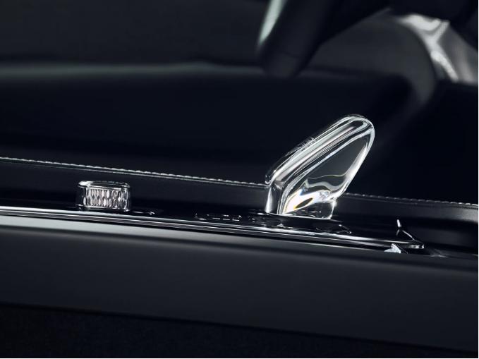 沃尔沃xc90二手车价格,沃尔沃xc90插电混动