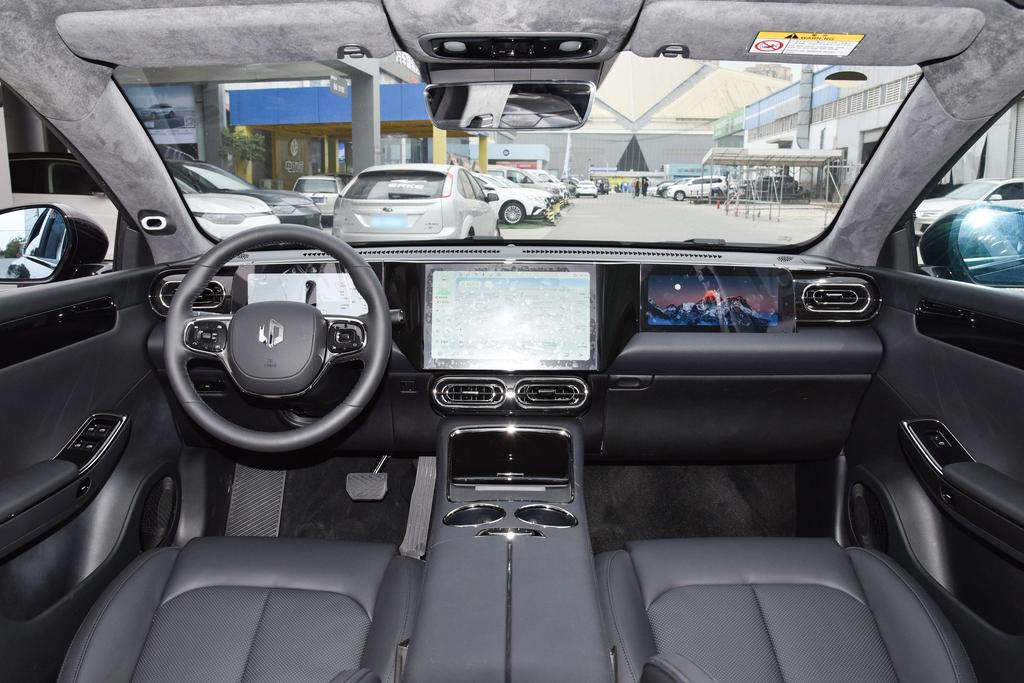 隔音效果最好的汽车双层玻璃,汽车夹层镀膜玻璃的优点与缺点