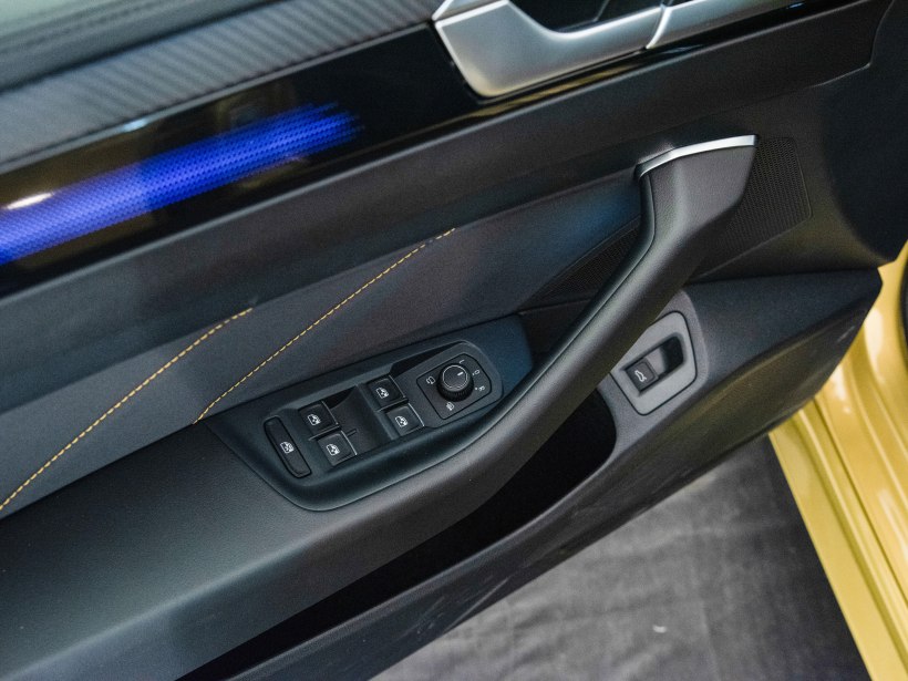 一汽大众cc试驾视频新款,试驾大众cc2021款新版cc