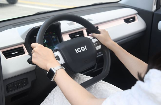 三部iPhone就能买QQ冰淇淋没有融在嘴里却是甜在心里