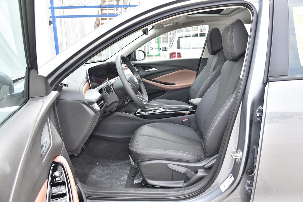 威朗特价季优惠高达7万元,威朗限时优惠1.50万欢迎试乘试驾