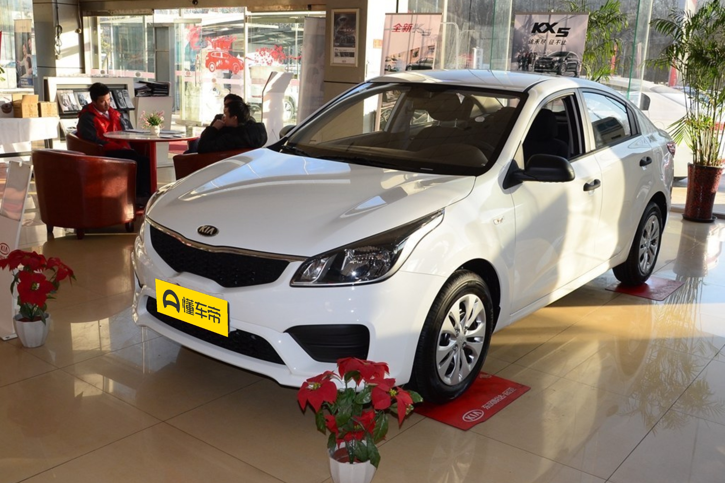 新款起亚k2最低价是多少,起亚K2车价