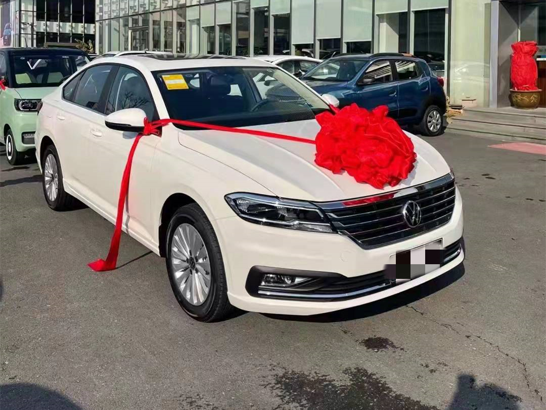 家庭的第一辆车，优惠2.2万喜提1.4T朗逸，全款14万多，油耗6L