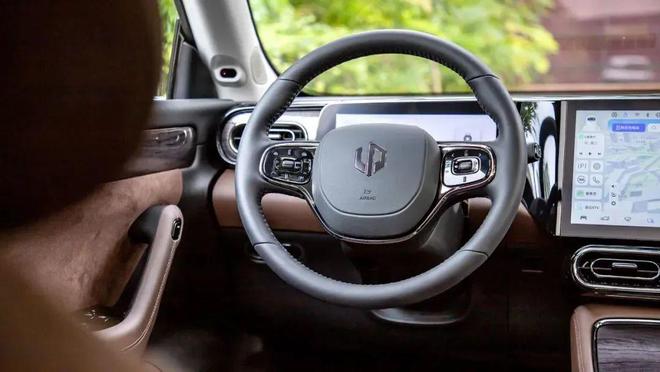 零跑c11增程版对比宋plusdmi哪个好,零跑c11增程版300续航对比深蓝s7200