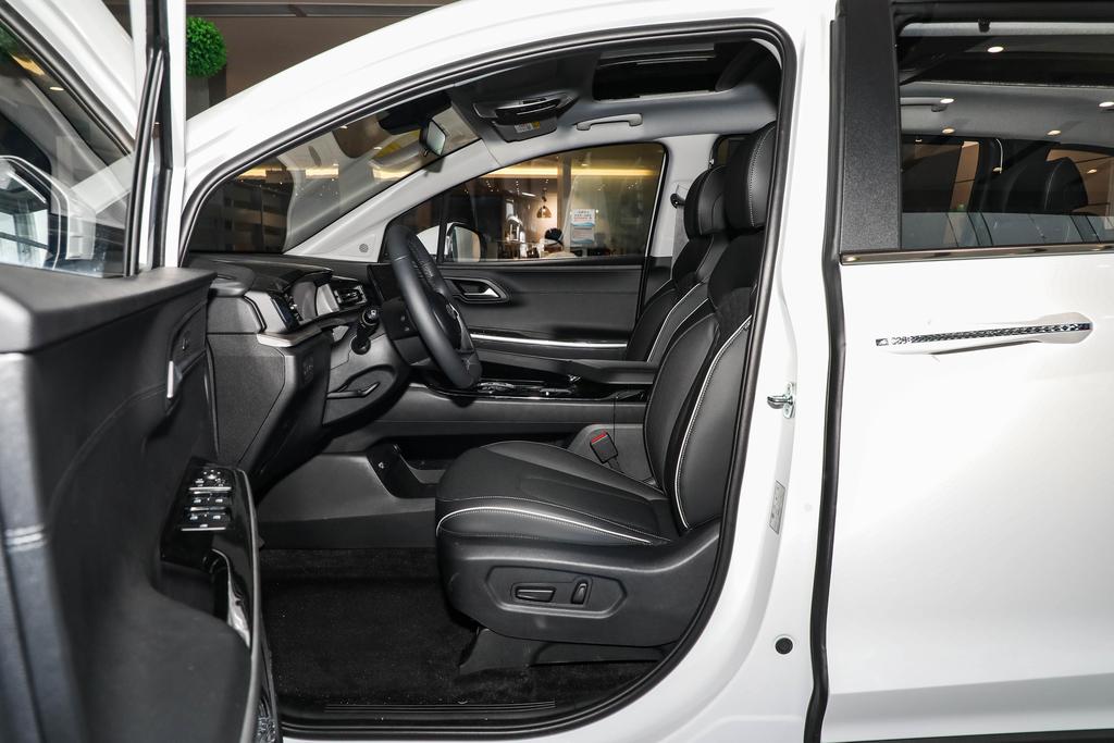 现代首款mpv库斯途车身颜色有几款,北京现代库斯途发布会现场在哪里