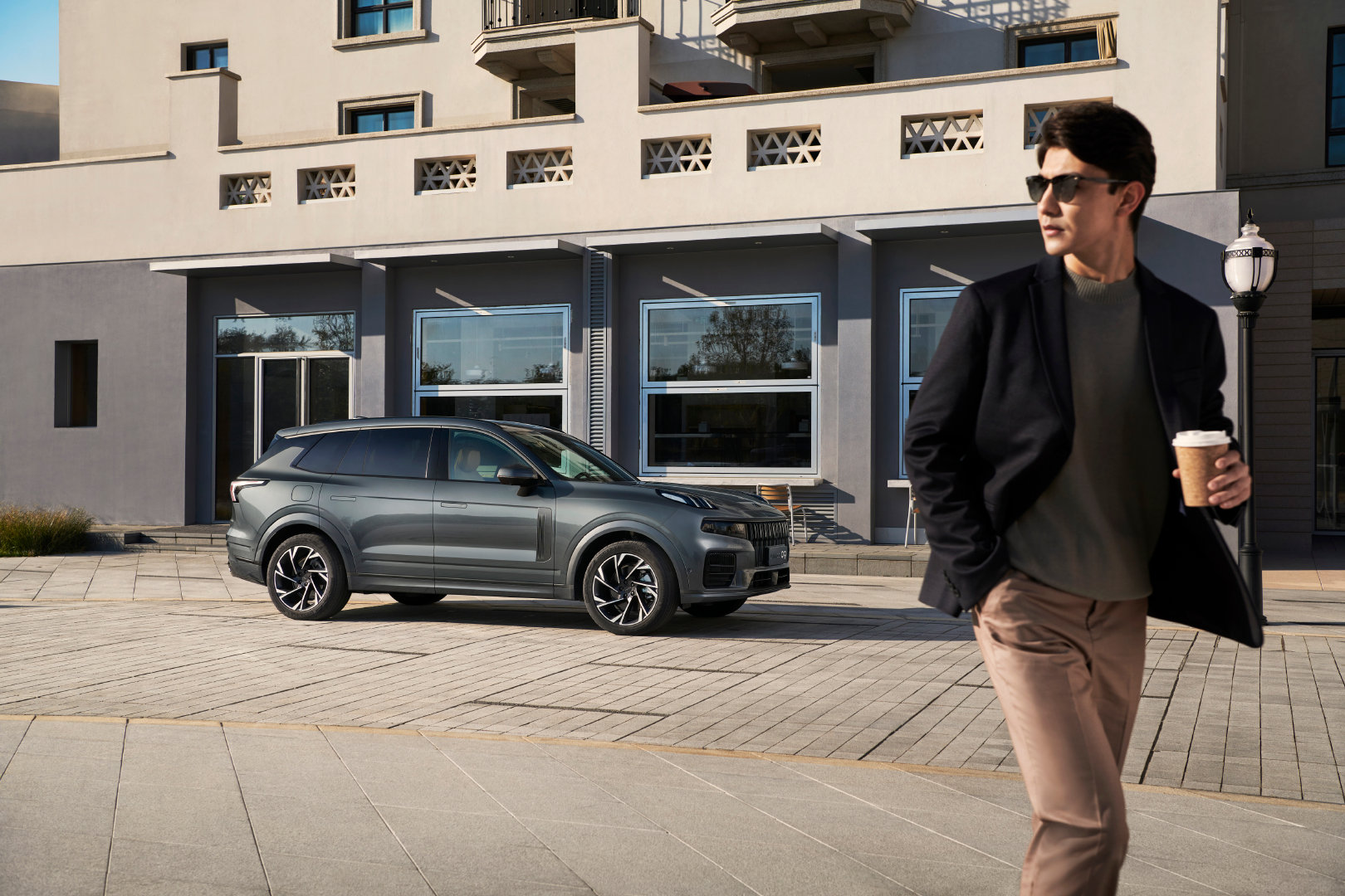 汽车还完贷款之后应该如何操作,汽车还完贷款如何再贷