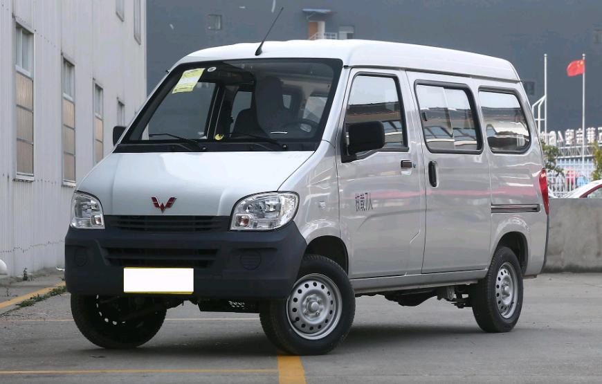 体验五菱之光1.2排量5座感受视频,1.3五菱之光高配版