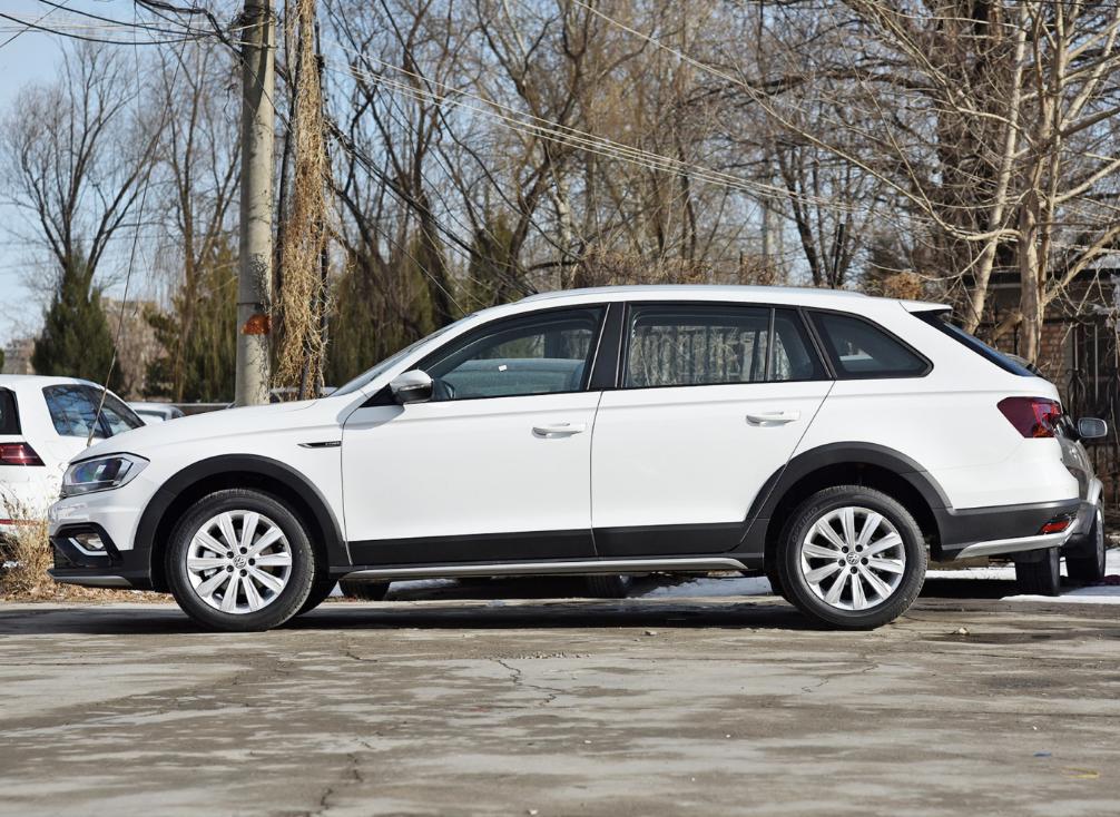 10万以内有没有跟宝来差不多的车,大众新款旅行车蔚领有2023款吗