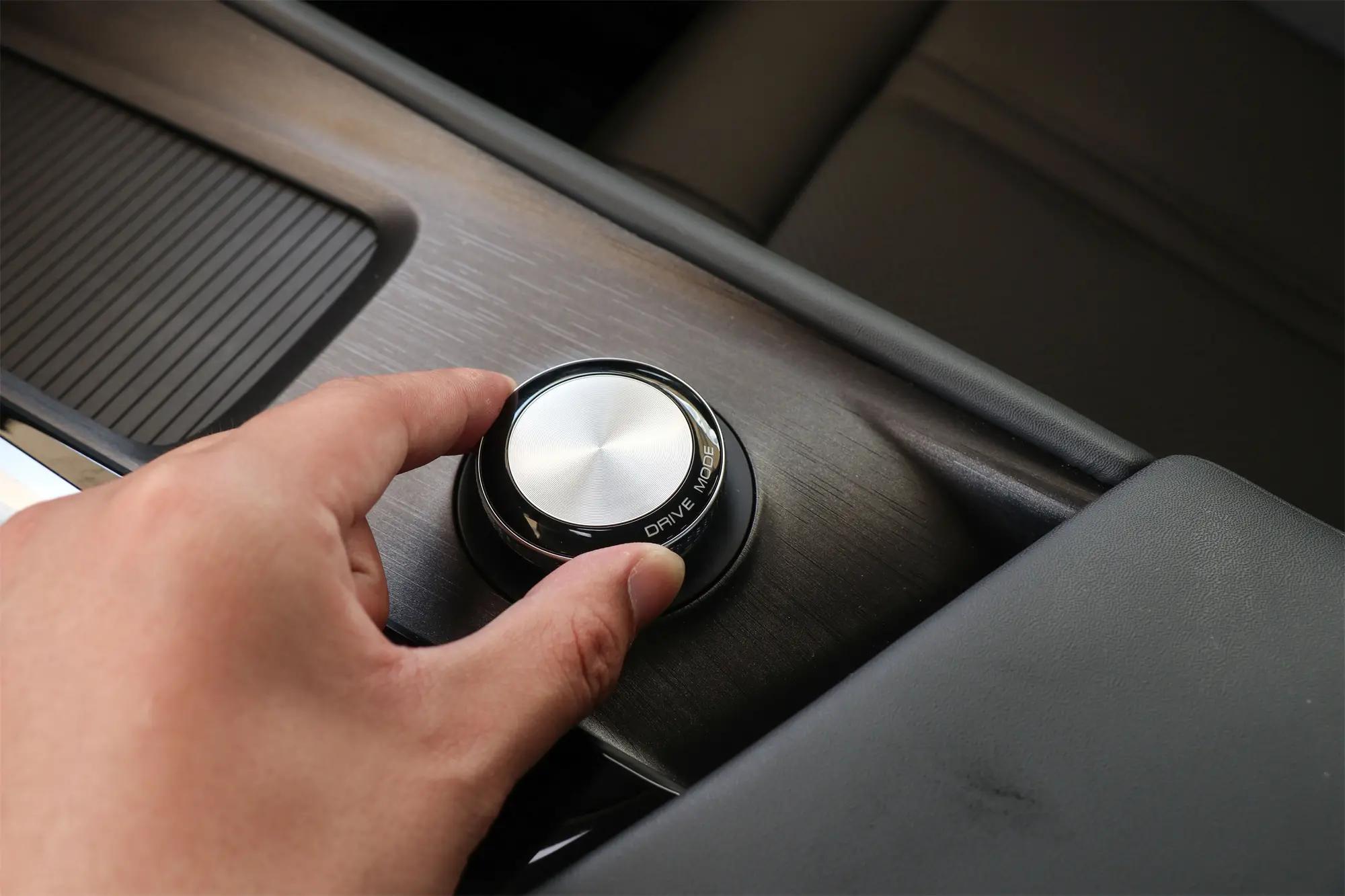 东风风神皓马赫双擎敢梦版落地价,东风风神皓极马赫双擎敢创版实测