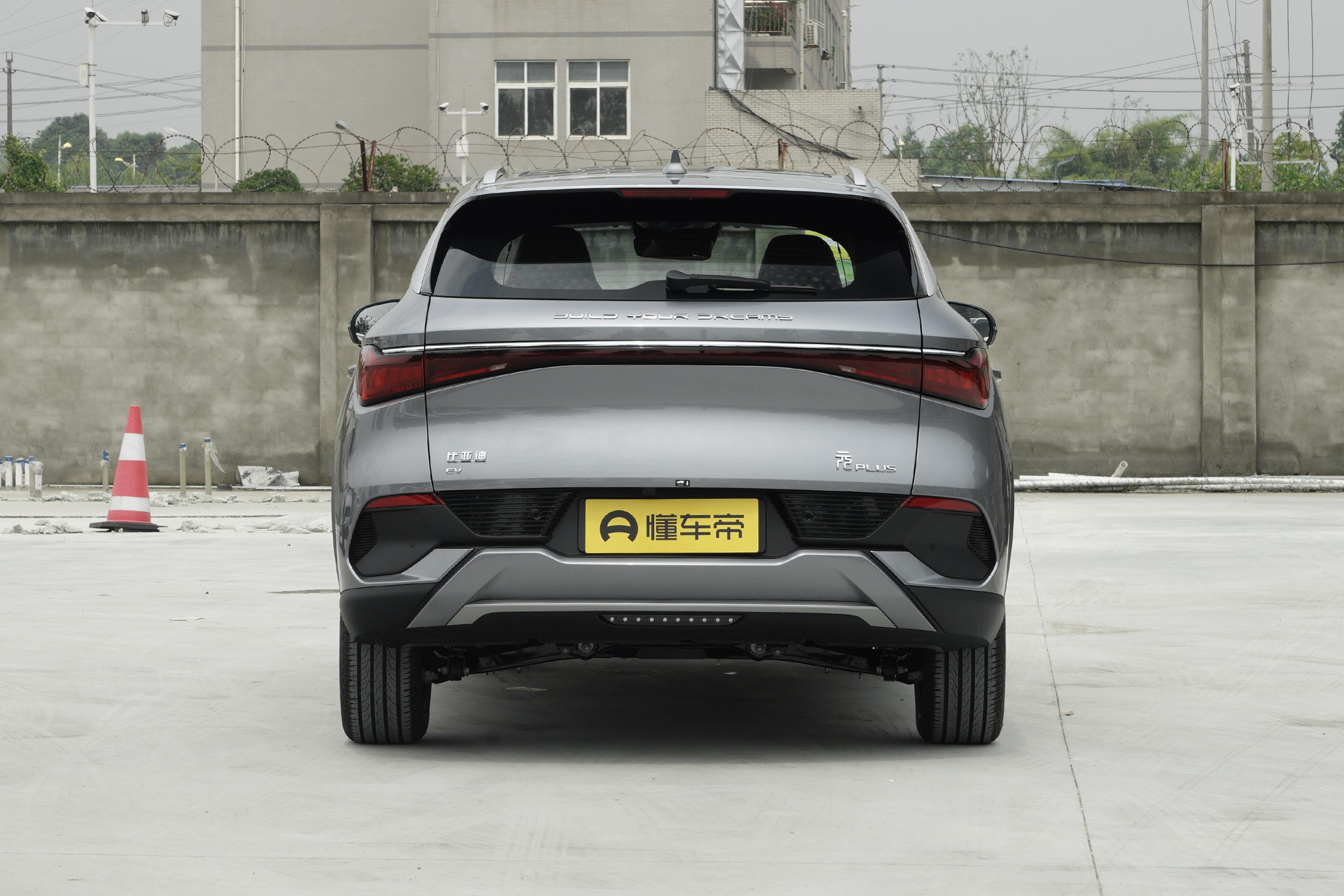 纯电续航650公里中型suv,5.98万起售最高续航351km