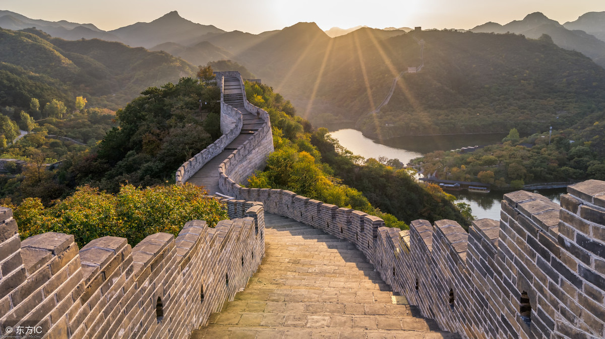 小伙穿越到古代当了皇帝发兵漠北,小伙穿越到古代一把枪称霸武林