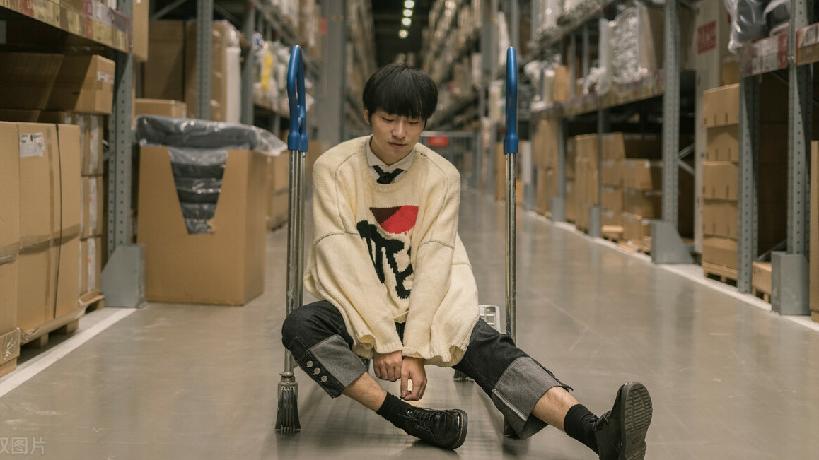 小说：前世，她错过竹马的深情，重生，她陪他长大，好好爱他