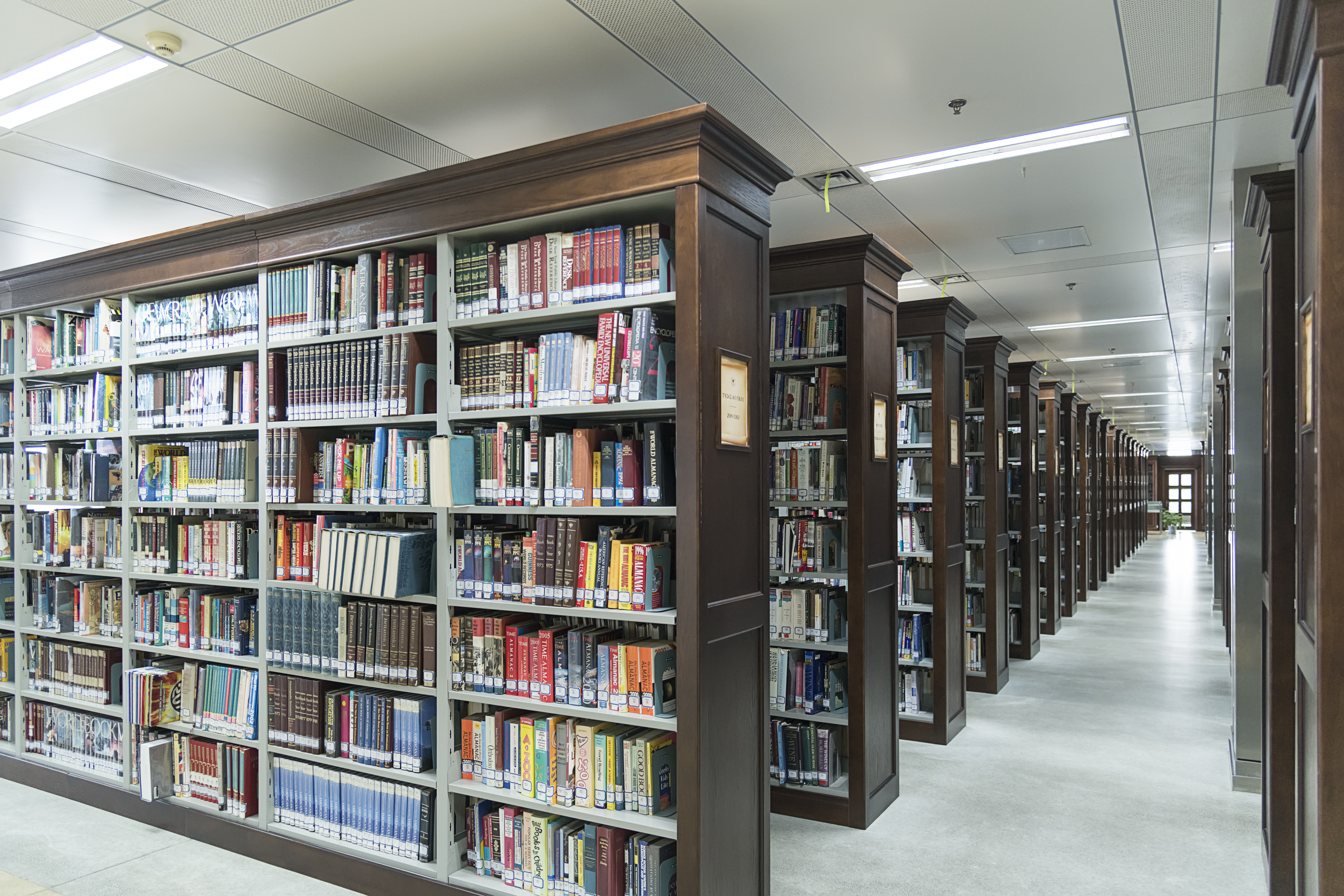 出了交通事故我全责对方不同意,交通事故赔偿协商不成扣驾驶证吗