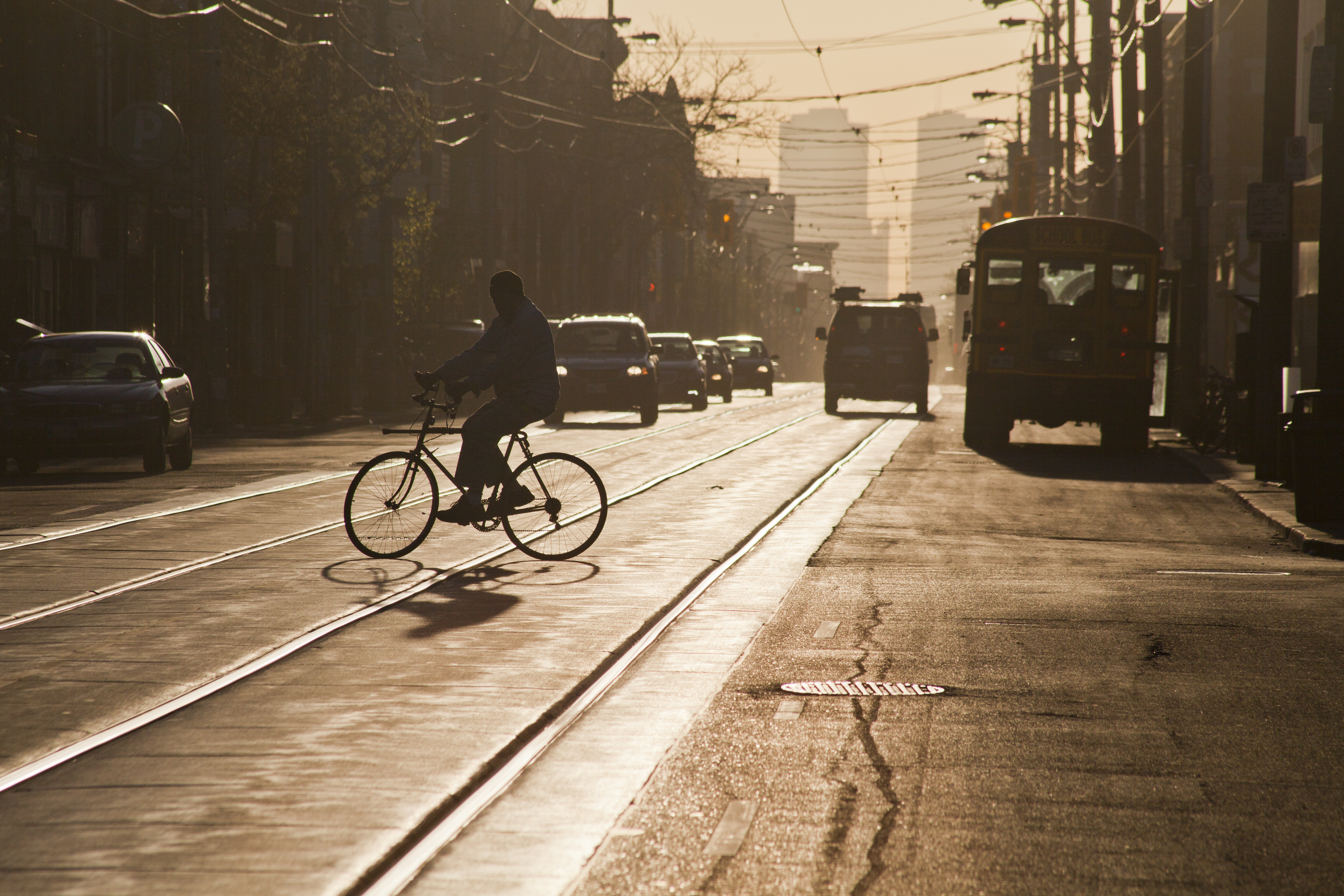 小说穿越到诡异世界,穿越诡异世界修炼的小说