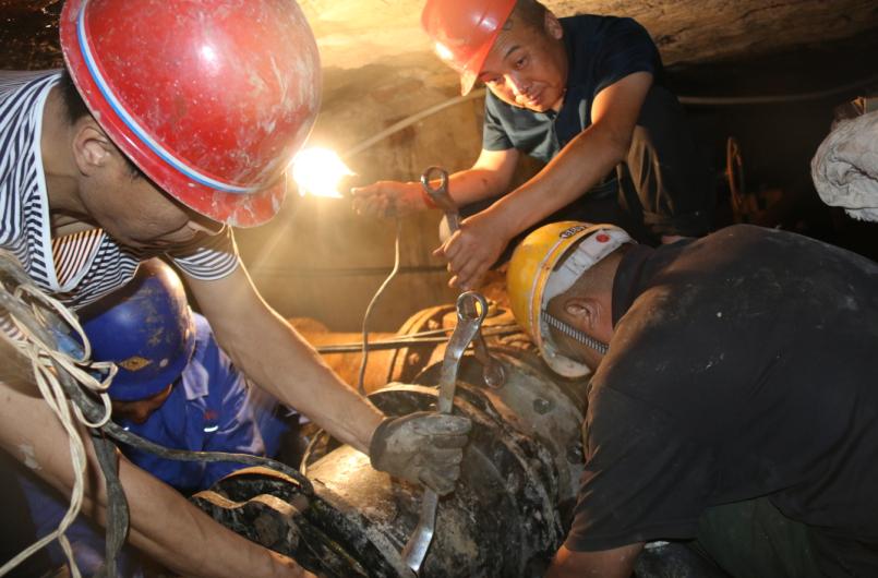 向兄弟们致敬,向最底层的煤矿兄弟致敬