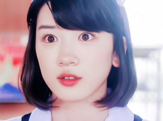 实力亲测！8款自用的爆款+网红精华深度评测，看完就知道哪瓶适合