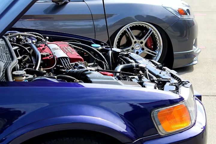 要看雅阁的改装案例还是看“别人家”的吧,国内实在不多