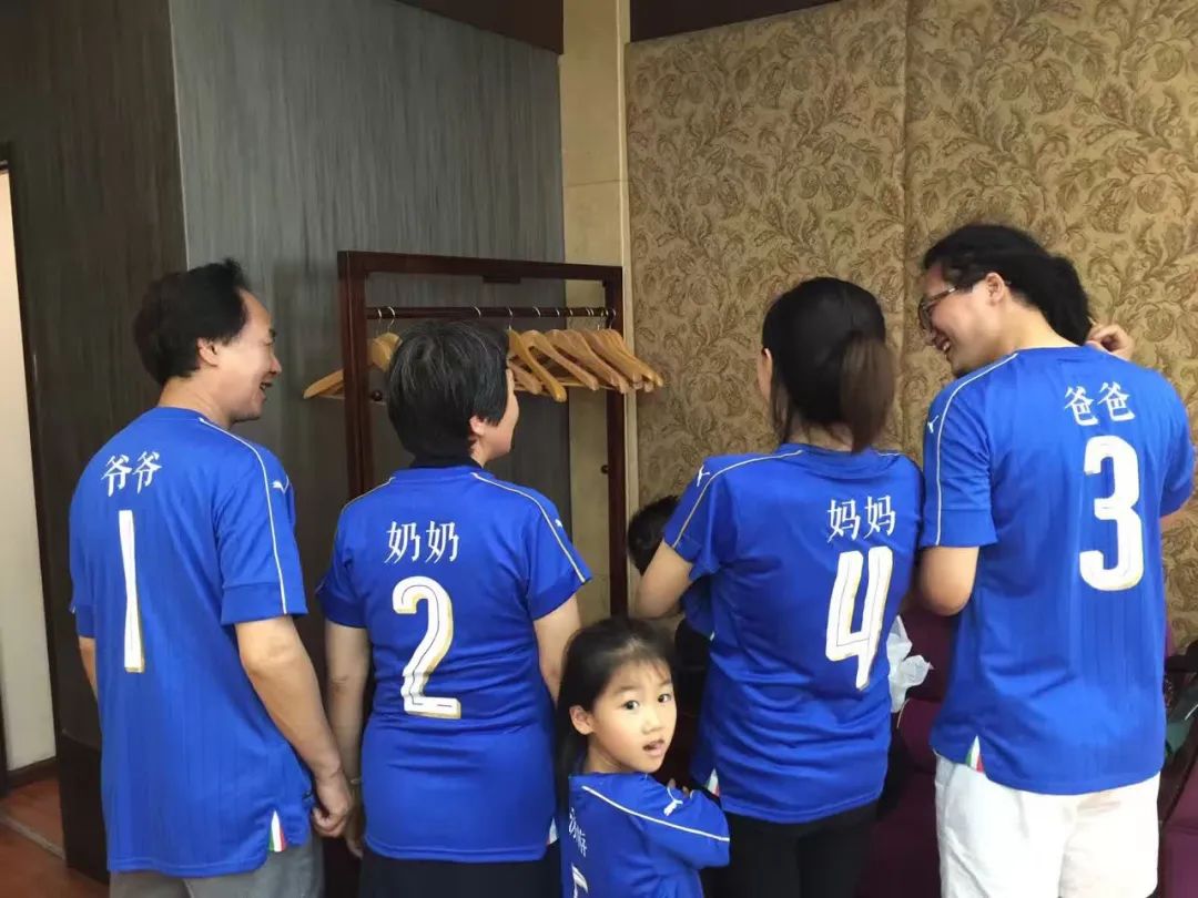 蜗居7平米出租房，35岁失业的二胎爸爸到底能有多拼？