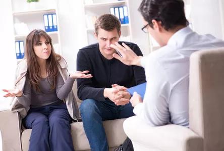 手把手教你咨询案例督导｜心理学家：父母咨询孩子自残怎么办？