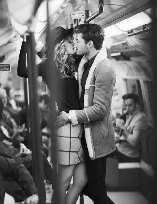 表达相濡以沫的诗句经典,形容夫妻相濡以沫的句子诗句