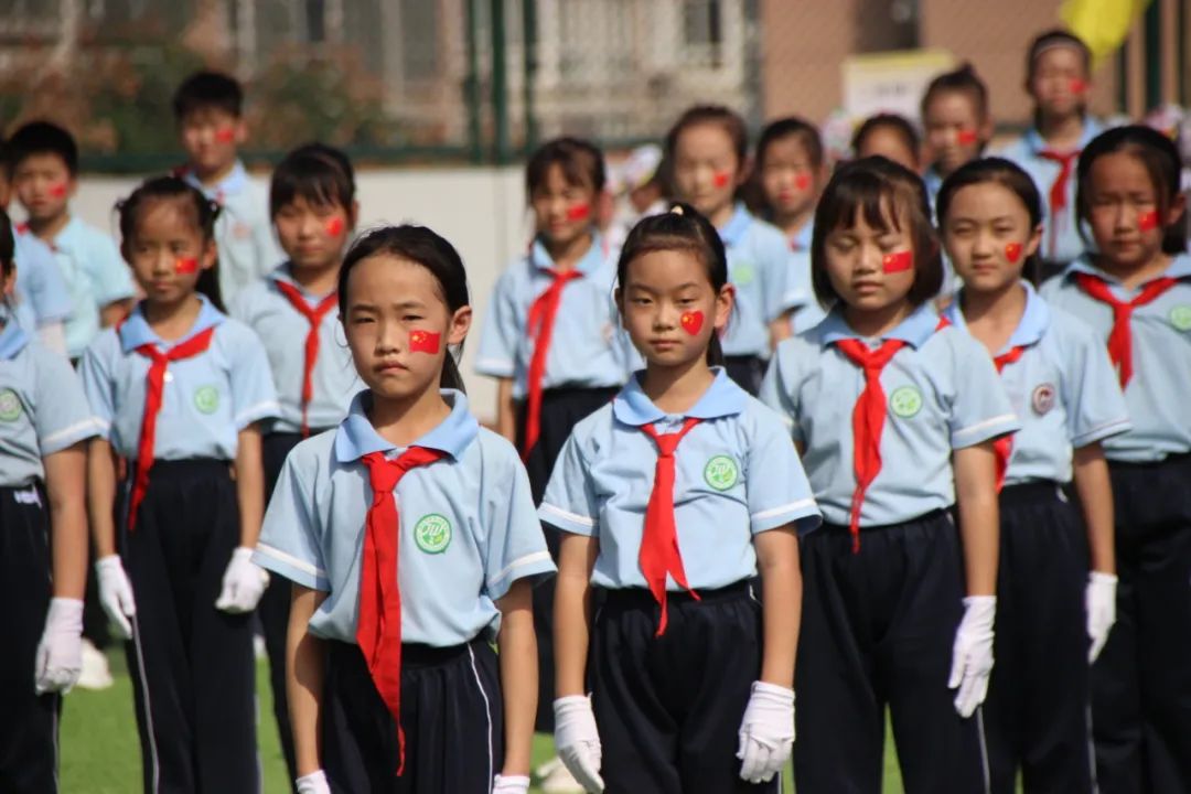 建*党**百年喜迎国庆——西安经开第二小学队列队形广播*比操**赛