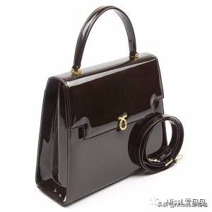 第4只包|Launer:皇家*用御**,女王奶奶一生推